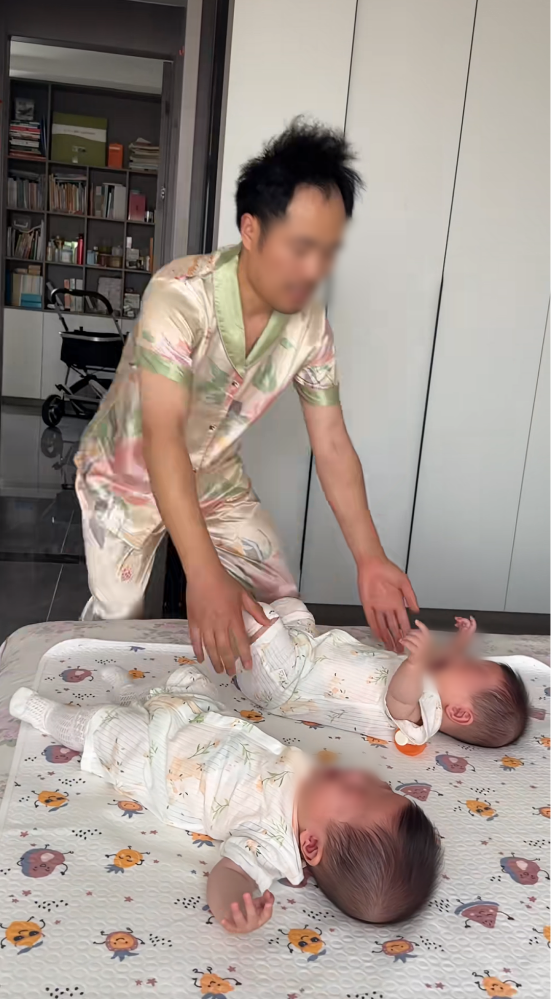 结婚15年生了7个孩子,老公却要和我离婚,4个月后他的报应来了(组图) - 14