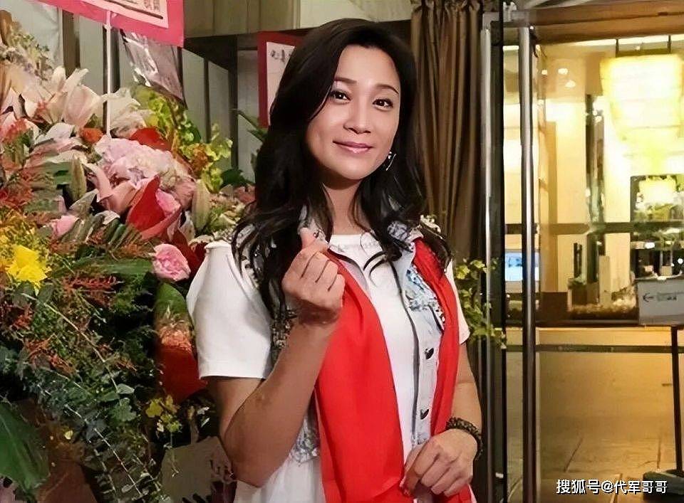 58岁袁洁仪自曝曾三度流产，膀胱撕裂导致不孕（组图） - 6