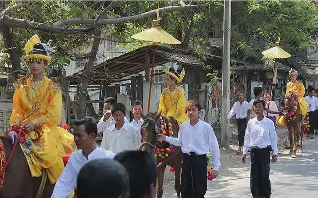 柬埔寨比缅北更恐怖？曾经的旅游胜地，如今黄赌毒俱全，性交易随处可见（组图） - 3
