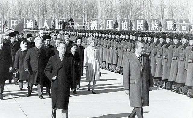 中国接待外宾的34号特供处，零下20度采鲍鱼（组图） - 1