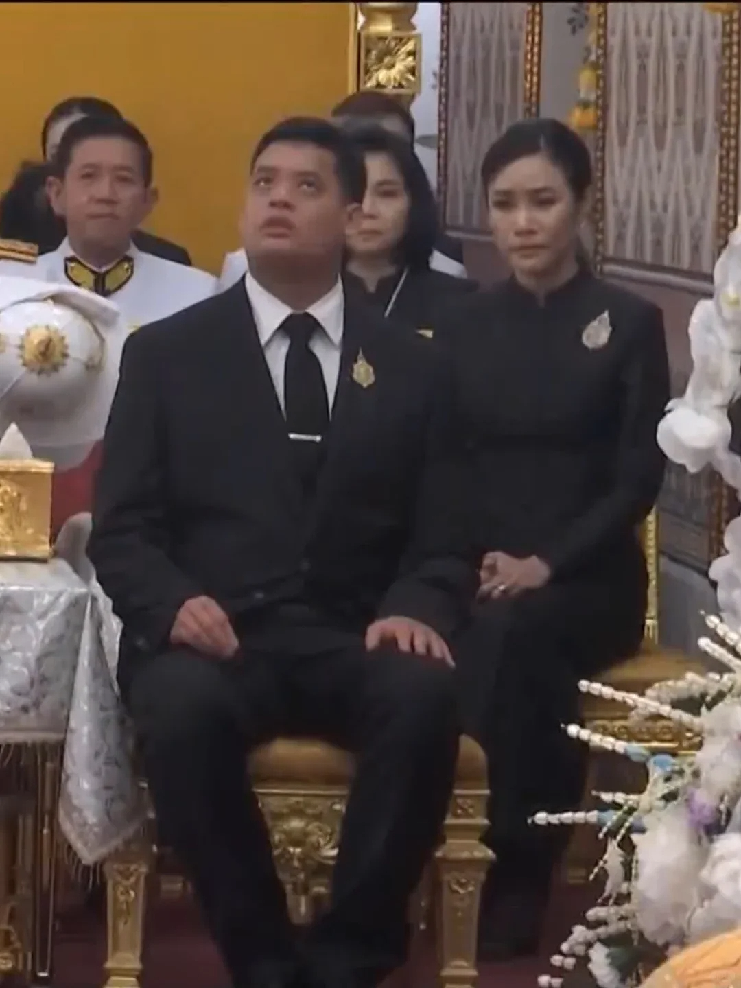 泰贵妃诗妮娜强势复出？王太后葬礼稳坐准太子身边，辅佐其多年要与王后斗到底？（组图） - 1