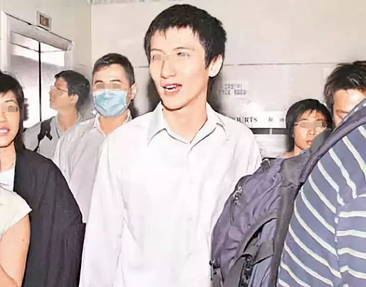震惊！世纪渣男再次被捕，被压在地上大喊救命，家暴老婆终于遭报应（组图） - 11