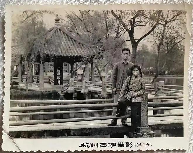 上海63岁儿子与94岁父亲一起居家养老:父亲负责买菜做饭,“除了吃饭各做各的”(组图) - 3