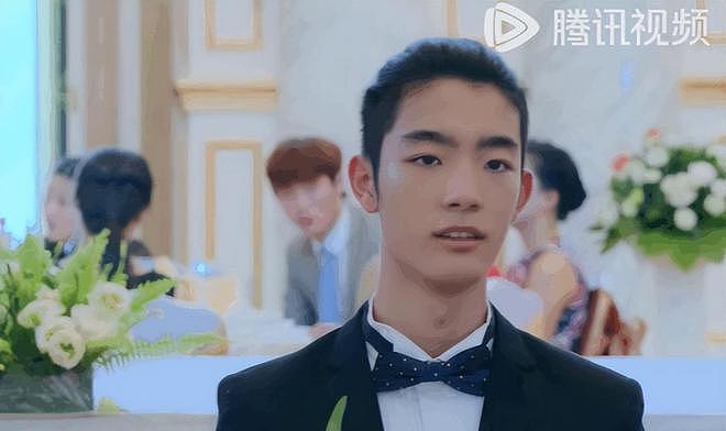 张凯丽女儿新剧遭质疑, 硬挤进贵圈的星二代:演技不够,爹妈给凑?(组图) - 49