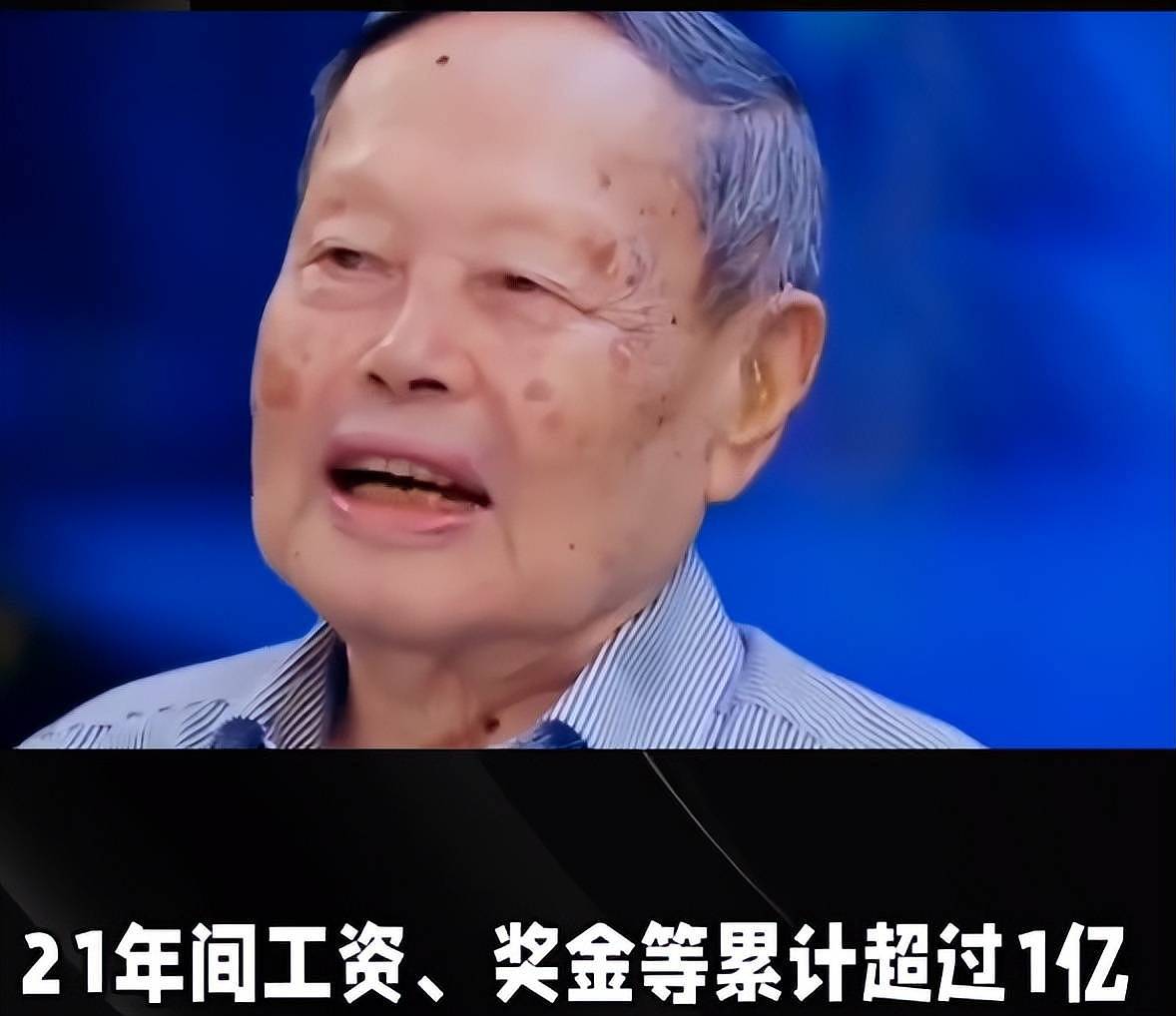 翁帆最新近况:穿35块的帆布鞋,带34箱手稿搬离旧居(组图) - 7