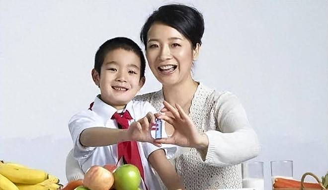 张凯丽女儿新剧遭质疑, 硬挤进贵圈的星二代:演技不够,爹妈给凑?(组图) - 48