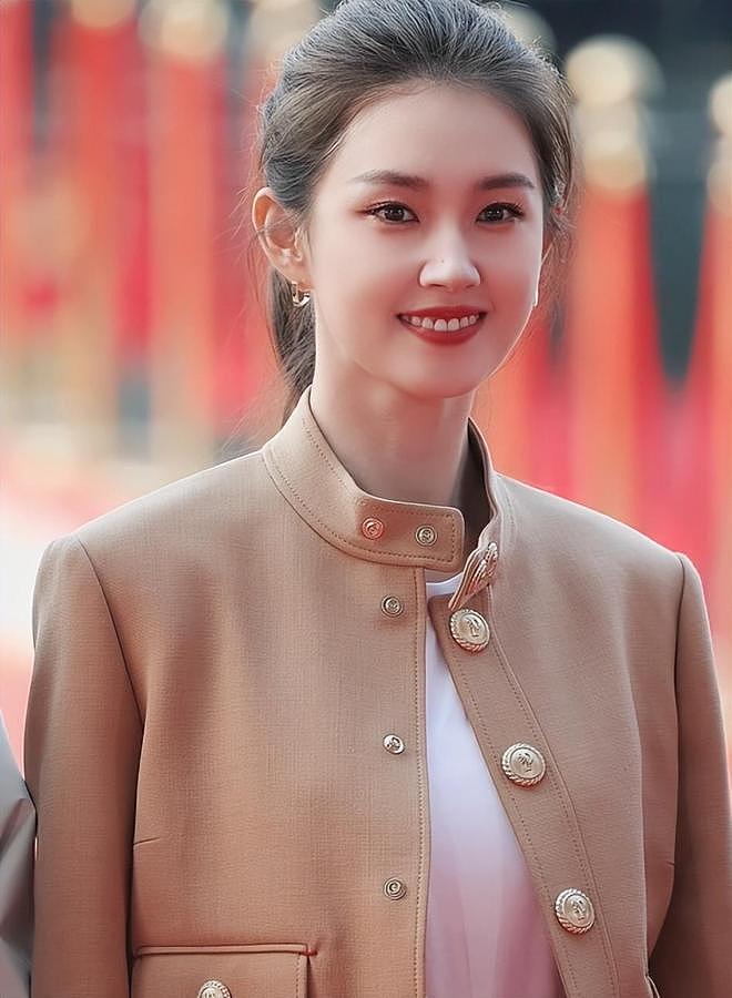 短剧女神郭宇欣让多少白幼瘦女星脸红？给你们看看啥叫珠圆玉润（组图） - 19
