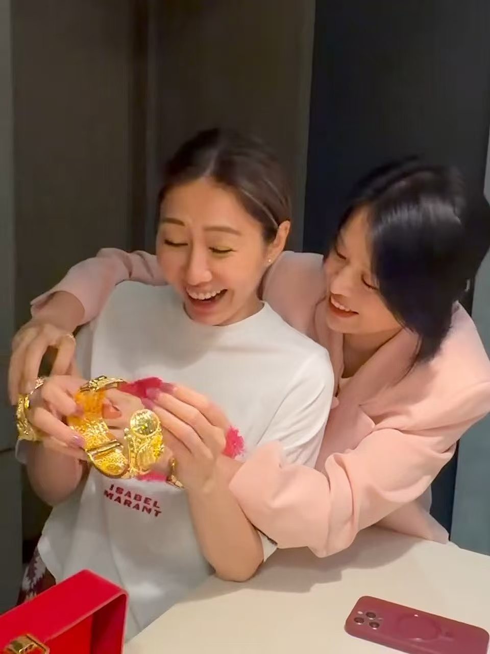 44岁TVB视后婚后被指孕味浓！衣着宽松疑双喜临门，晒照打破传闻（组图） - 3