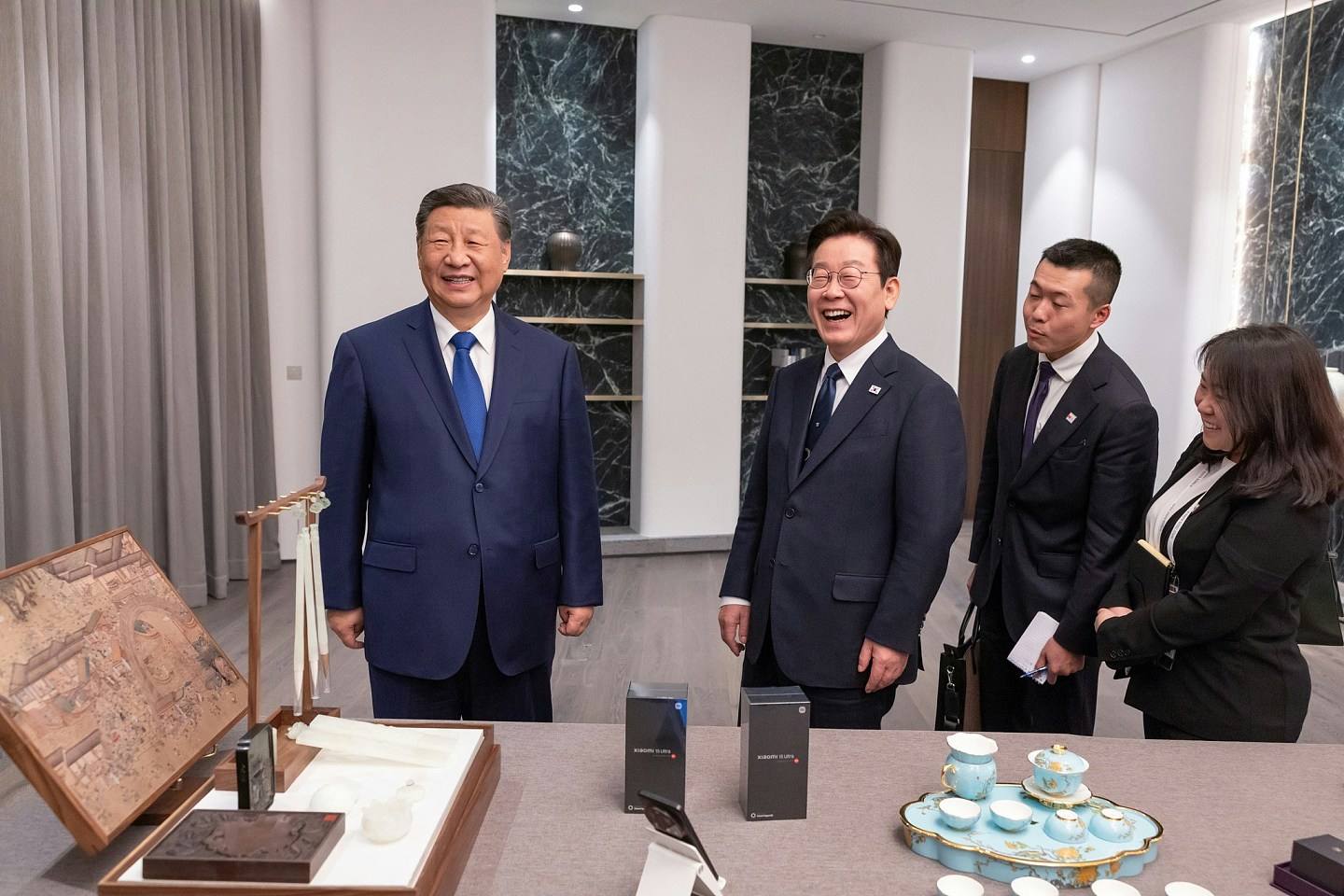 李在明发文评价中韩元首会谈:全面恢复关系走向共赢之路(组图) - 2