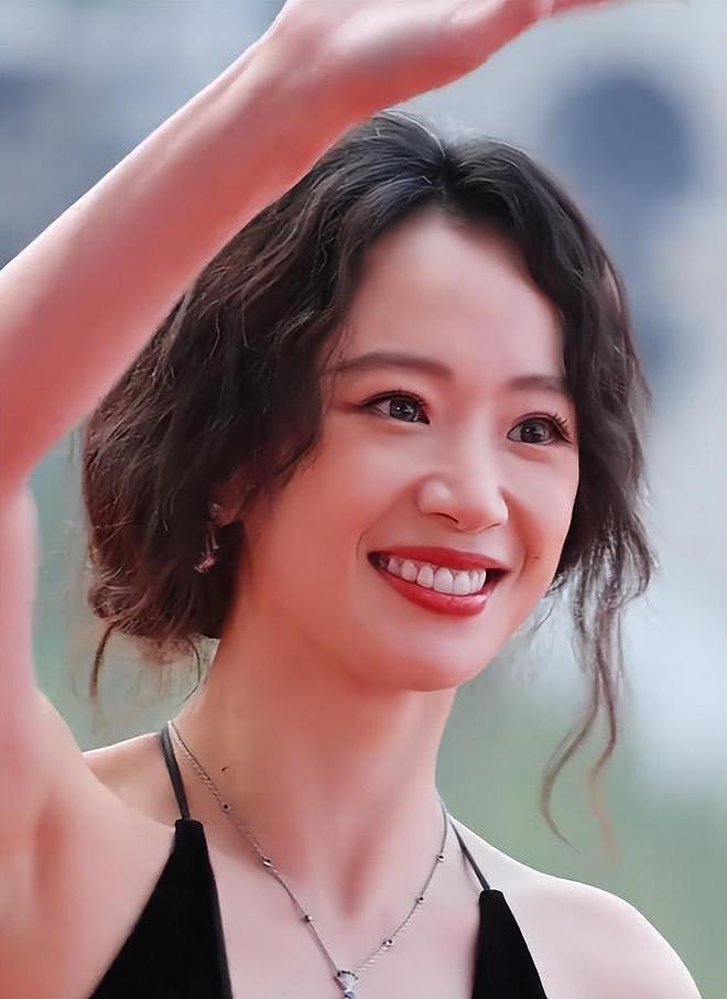短剧女神郭宇欣让多少白幼瘦女星脸红？给你们看看啥叫珠圆玉润（组图） - 17
