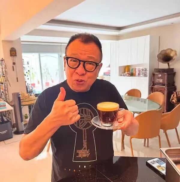 欢喜哥谢幕:生在顶级豪门,3招成港圈最稳富豪(组图) - 8