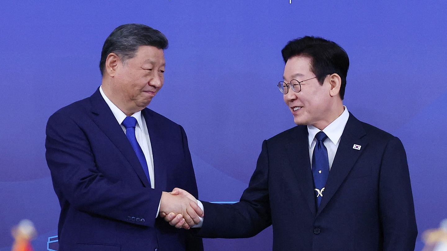 JYP中韩峰会期间会习近平，业界盛传中国或放宽限韩令（组图） - 2