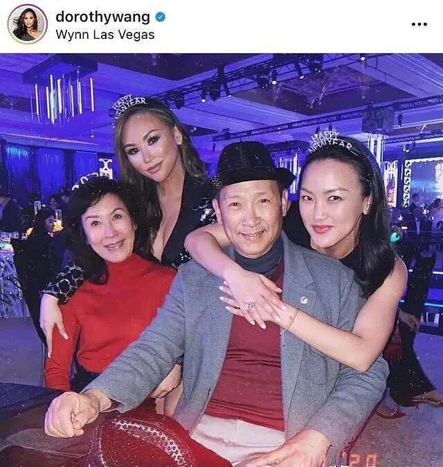 顶流华裔名媛下嫁捞男？她打入美国上层社交圈，表面浮夸其实很精……（组图） - 15