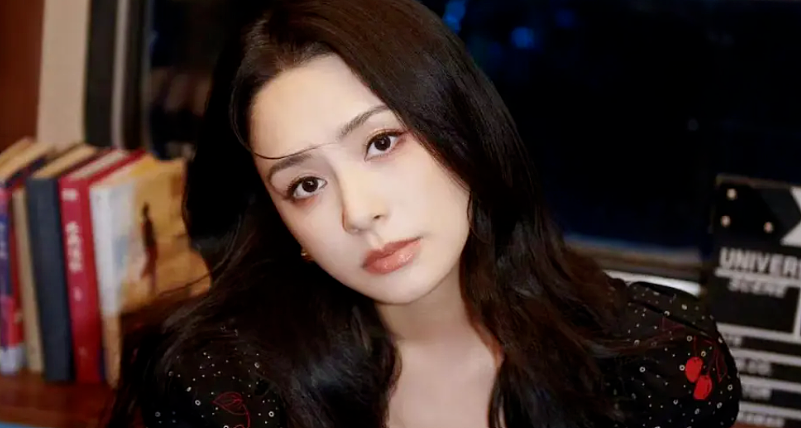 阿娇恋情新动向？与“女版陈冠希”挽手逛街，引网友猜测（组图） - 3