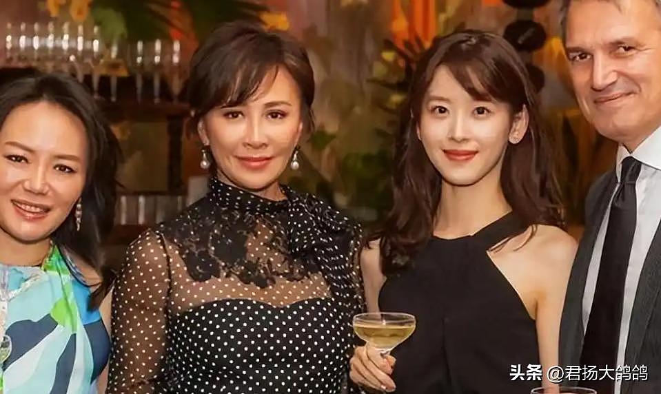 刘强东没想到,与章泽天恩爱10年,也难逃“老夫少妻”的残酷现实(组图) - 17
