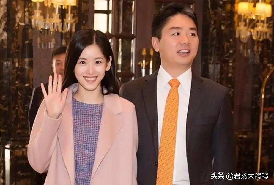 刘强东没想到,与章泽天恩爱10年,也难逃“老夫少妻”的残酷现实(组图) - 13