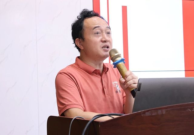 广州一老师宿舍内身亡,鼻子与嘴巴被透明胶布绑住,遗体被强行拉走(组图) - 5