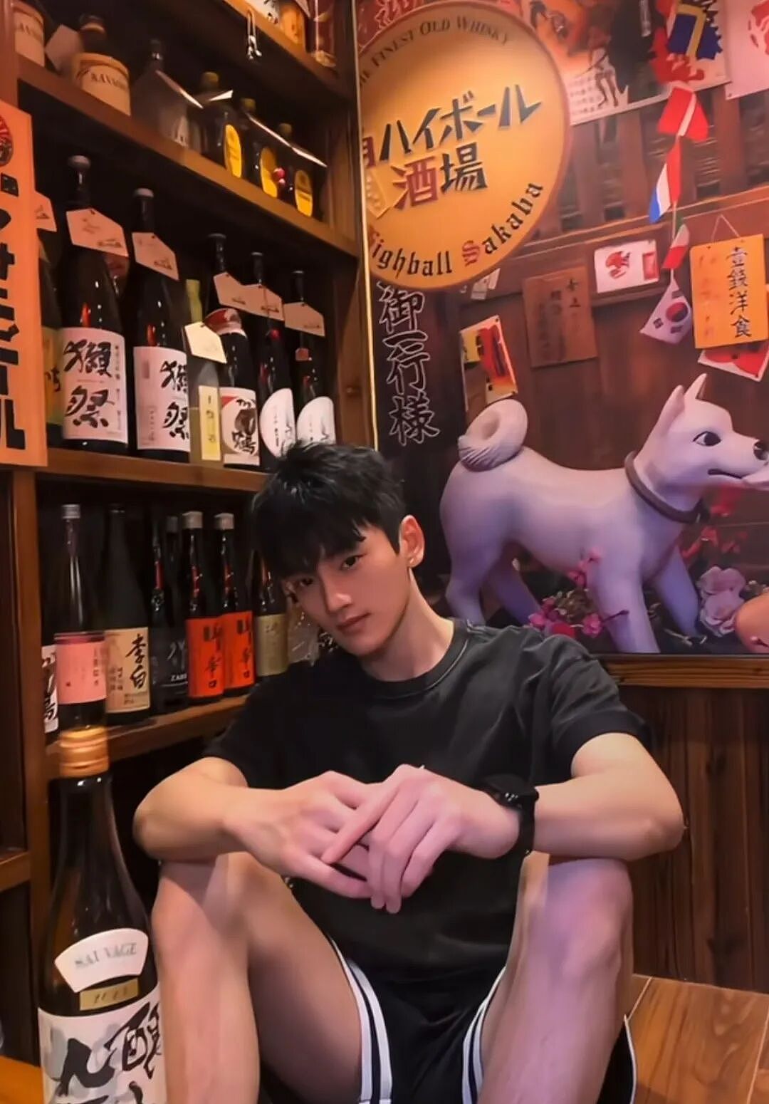 【帅哥】肌肉男模帅哥走红网络，性感的身材，迷人的颜值真让人上头...（组图） - 3