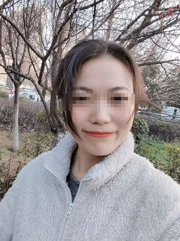 奇葩男友灌醉护士女友偷拍私密照,还花她40万养前妻的娃...(组图) - 1
