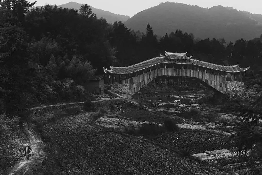 40年记录中国,英国摄影大师为什么执迷包子,白酒?(组图) - 25