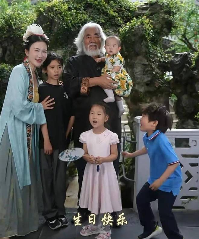 名导狂恋小娇妻？贵圈老少配，最大相差38岁，狗血满地、震碎三观（组图） - 3