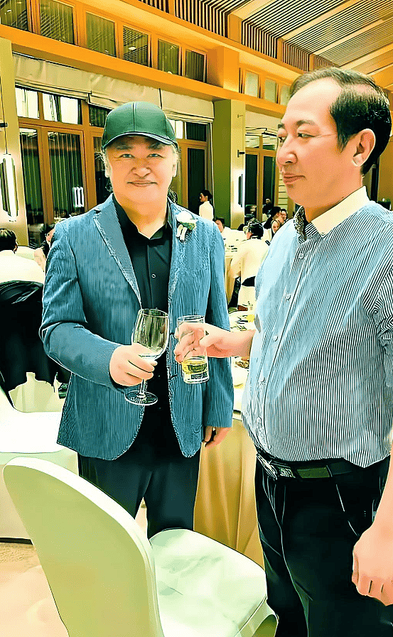 刘欢:不在乎大龄女儿下嫁,我能睡安稳觉了(组图) - 2