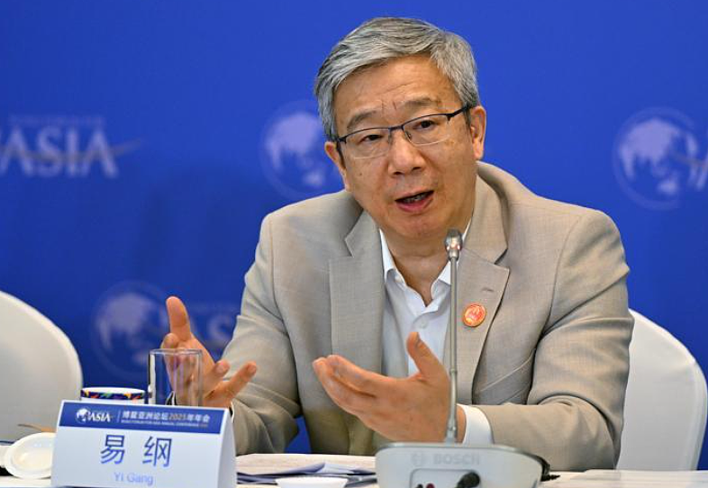 子女不愿回国，易纲等9高官去职！中国强力整治裸官（图） - 1