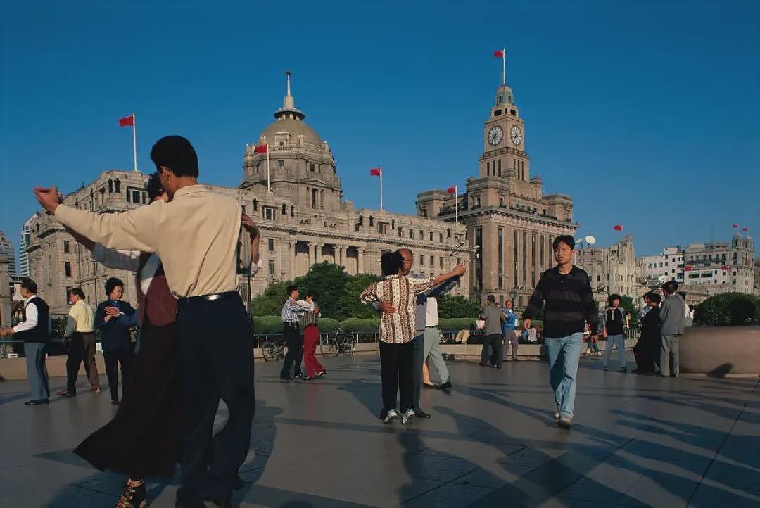 40年记录中国,英国摄影大师为什么执迷包子,白酒?(组图) - 6