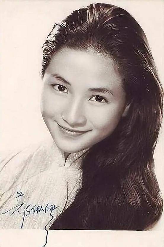 香港著名男星再婚娶小19岁妻子,猝死在拍戏现场(组图) - 4