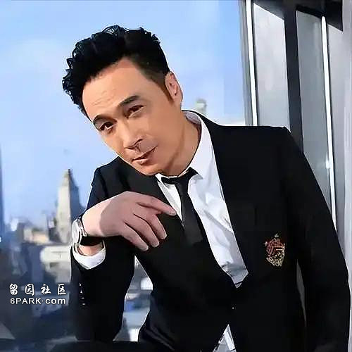 63岁吴镇宇刷老年卡被疑冒领,掏身份证后全场懵了(组图) - 4