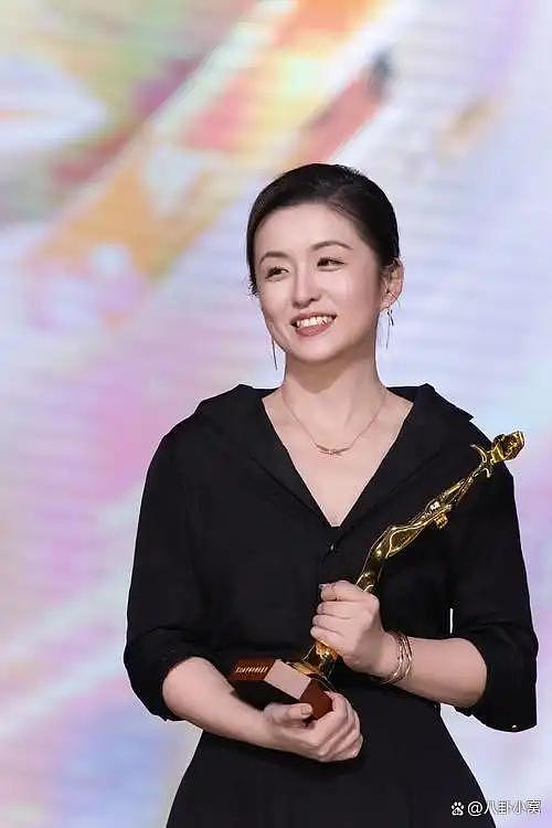 王家卫“录音门”持续发酵!编剧袭警捞人丑闻曝光,唐嫣新剧紧急撤档(组图) - 3