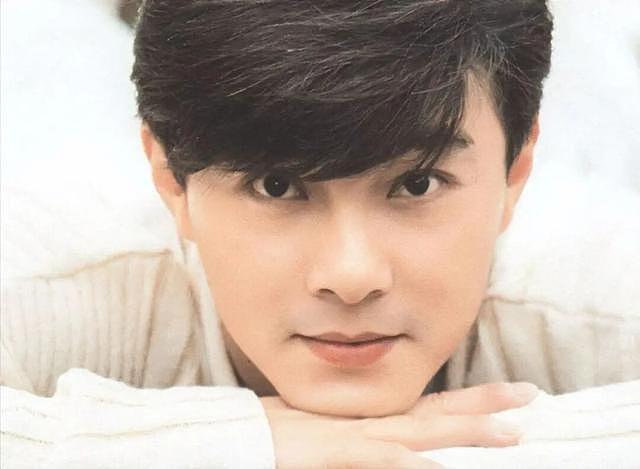 三次结婚两度丧子，60岁无儿无女形象大变的张卫健，经历了什么（组图） - 5