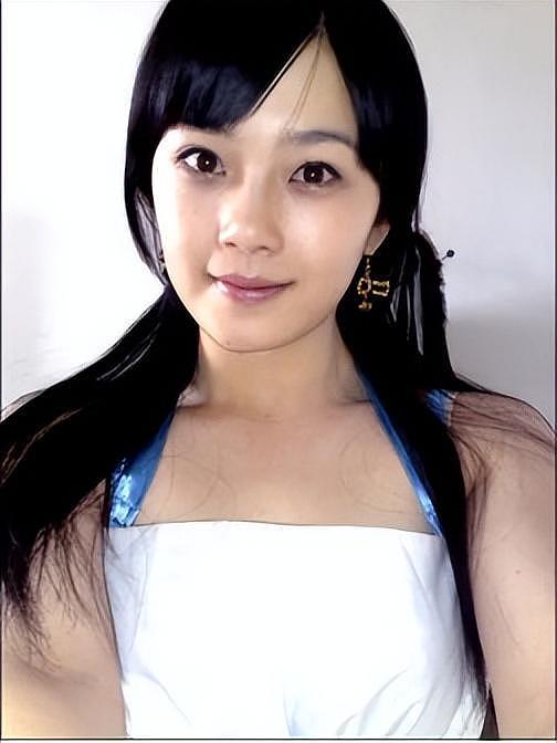 再曝恋情被群嘲的赵樱子：曾是“童年白月光”，路越走越歪太可惜（组图） - 7