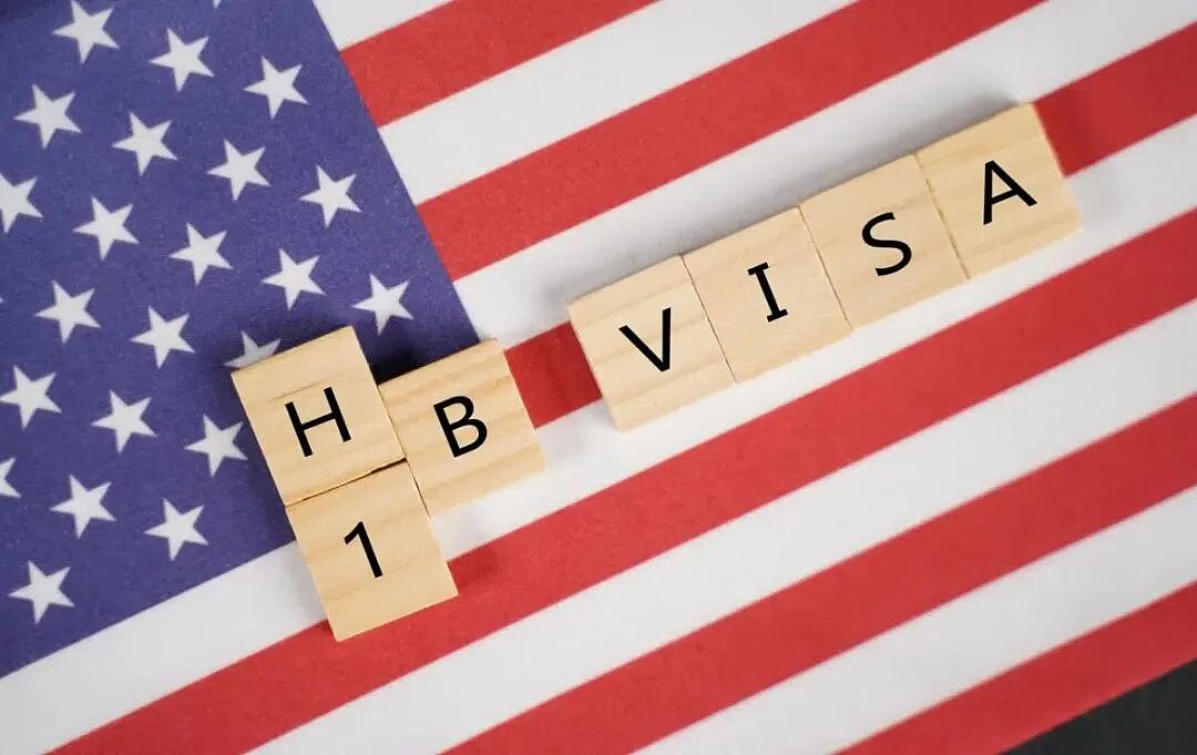 重磅！H-1b签证酝酿新规，硅谷年薪20万才有资格申请（组图） - 1