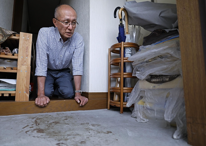 26年悬案告破!妻子惨死家中,丈夫为追凶租了凶宅26年,全网泪崩...(组图) - 8
