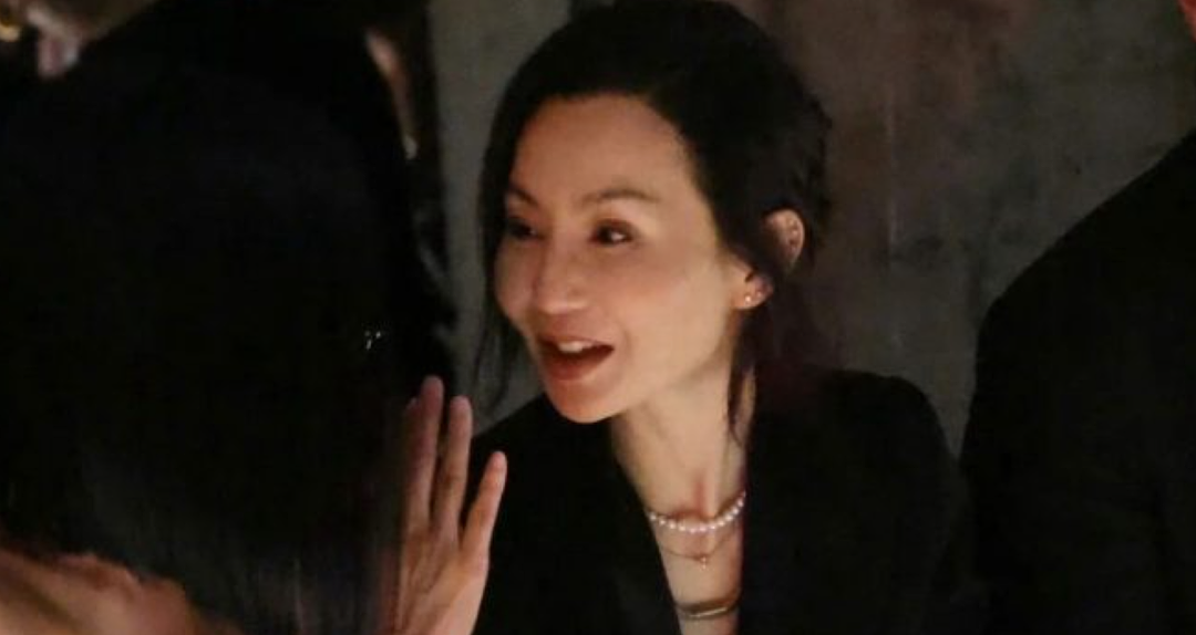 张曼玉半退休生活曝光!在国外乡下捡鸡蛋,首次公开两“心肝宝贝”(组图) - 2