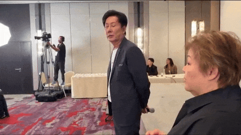 环球小姐选美惊变“翻桌”现场!评委开口骂她“笨蛋”的那一刻,全场佳丽站了起来...(视频/组图) - 4