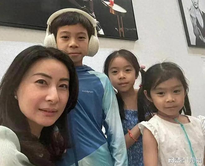 结婚13年，郭晶晶再次迎来喜讯，原来霍震霆当年没说错（组图） - 7