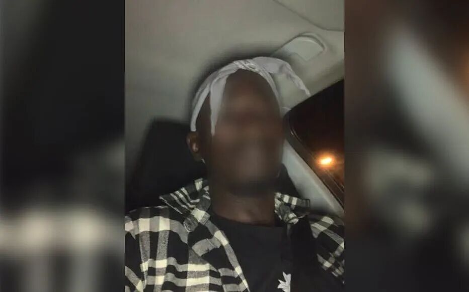 “我不知道是在偷卢浮宫”：一个巴黎郊区男人的荒唐故事（组图） - 1