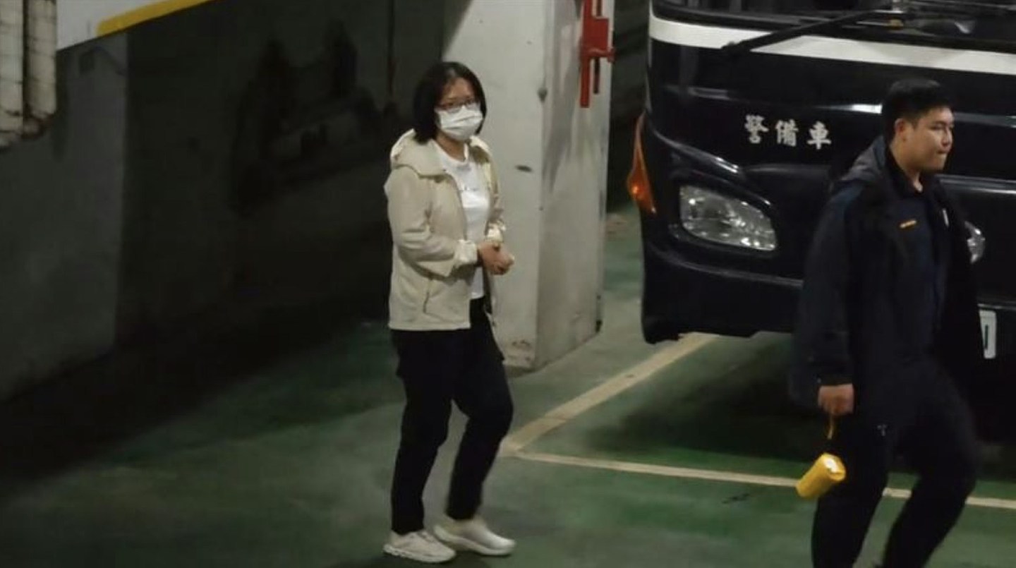 太子集团:在台负责人、美制裁2台女移送检方,性感特助灿笑惹议(组图) - 3