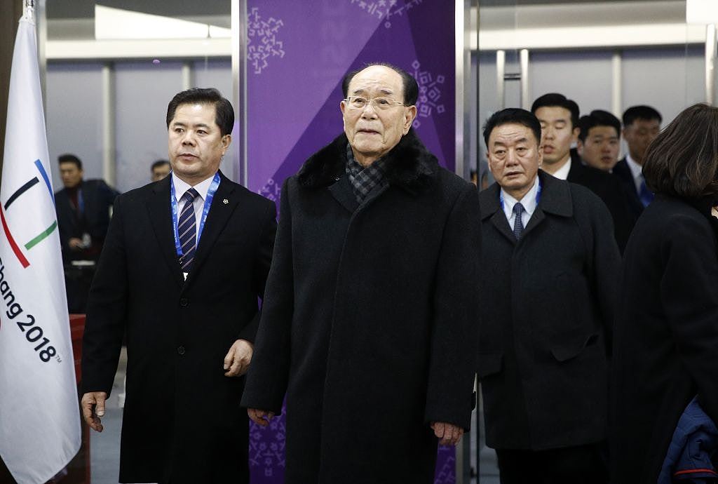 朝鲜“外交元老”金永南遗体告别仪式举行，金正恩亲迎灵柩送别（组图） - 4