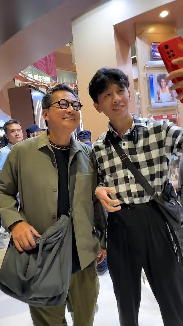 TVB“御用奸角”再现经典表情包，亲民获赞，与古天乐搭戏最难忘（组图） - 3