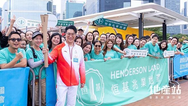 李嘉诚时代真的结束了！全运会四大家族去了三家，唯独缺了李家（组图） - 4