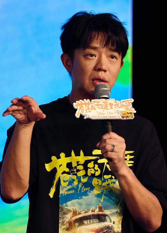 玲花时隔4个月单人复出,曾毅近照憔悴暴瘦,凤凰传奇合体艰难(组图) - 11