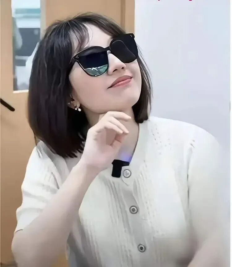 辣眼！湖南副院长与主任欢愉被扒，女方奔放又丰腴，多张生活照曝光（组图） - 7