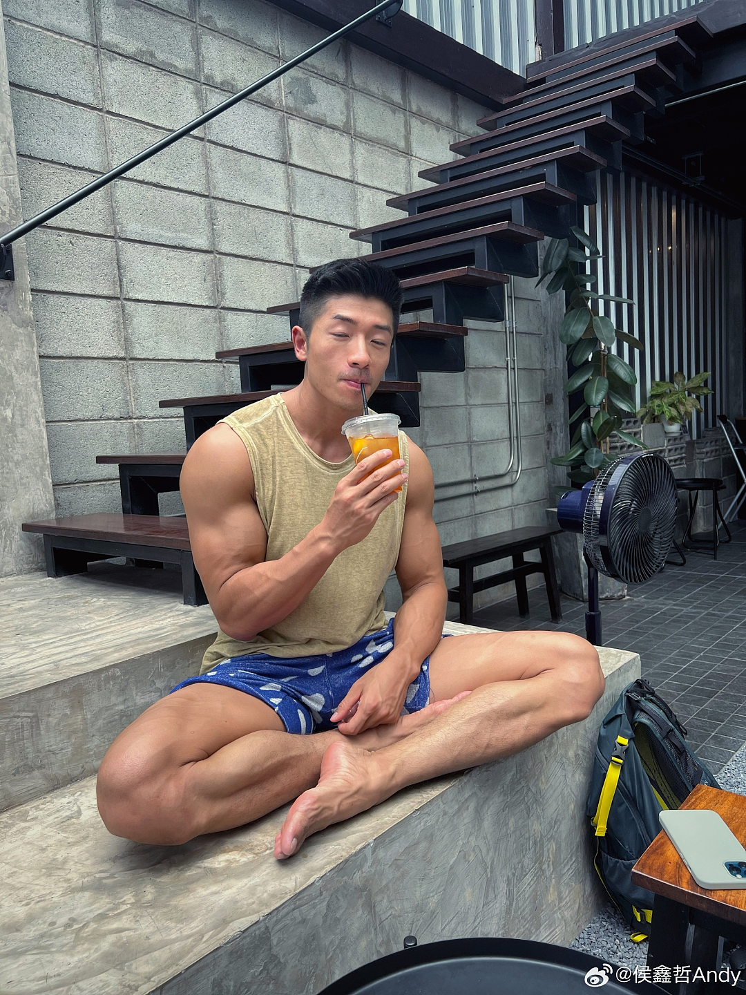 【帅哥】37岁APP创始人健身老饕，13年体脂保持7%，领略胸肌撑爆紧身衣的多巴胺（组图） - 11