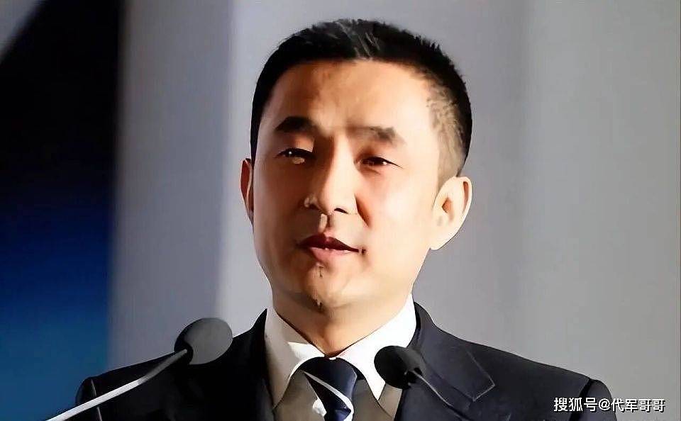她曾被张艺谋力捧，成名后与富豪卷款61亿逃往国外（组图） - 10