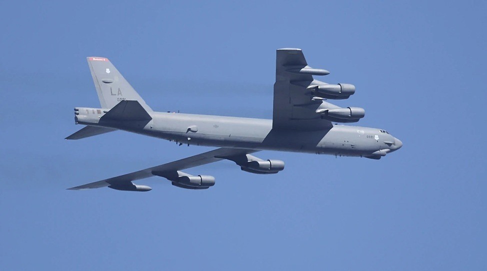 美军两架B-52轰炸机，再次接近委内瑞拉海岸（图） - 1