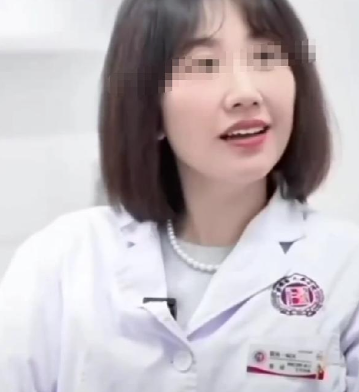 网传医院院长值班室私会女主任,官方通报17分钟视频线索信息量太大(组图) - 7