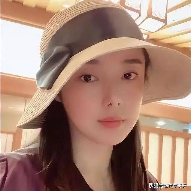 她曾被张艺谋力捧，成名后与富豪卷款61亿逃往国外（组图） - 7